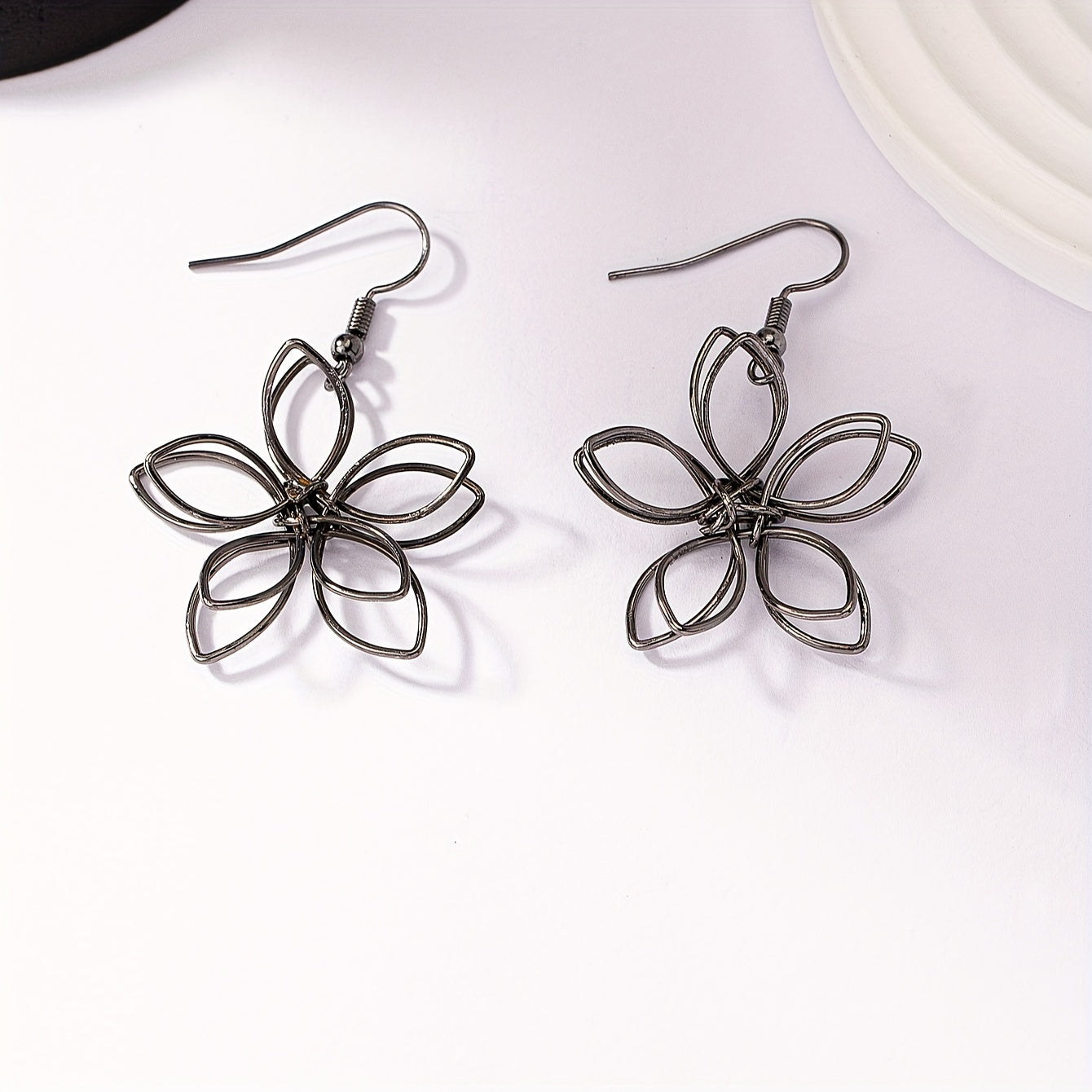 Floral earrings, alloy earrings, elegant style jewelry, fashionable women's gifts
