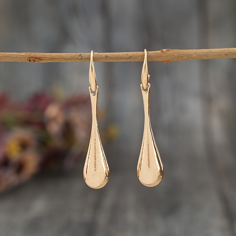 Elegant gold water drop pendant earrings, retro minimalist style, fashionable women's pendant earrings.