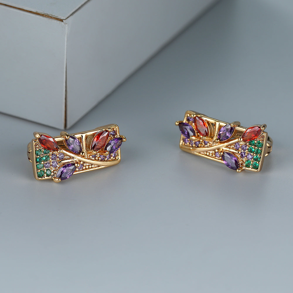 A pair of stylish safflower drop earrings, synthetic diamonds, copper needles, luxury wedding jewelry, colorful cubic diamond drop earrings