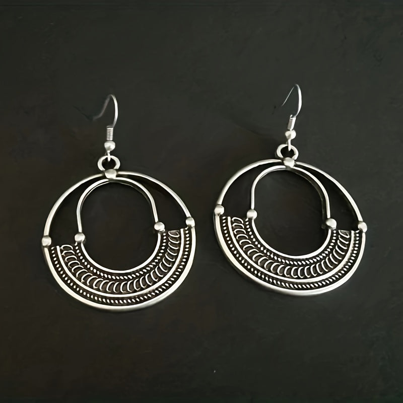 Vintage Round Hollow Creative Pendant Earrings Zinc Alloy Silver Plated Jewelry Daily Wear Accessories Fashion Women's Gifts