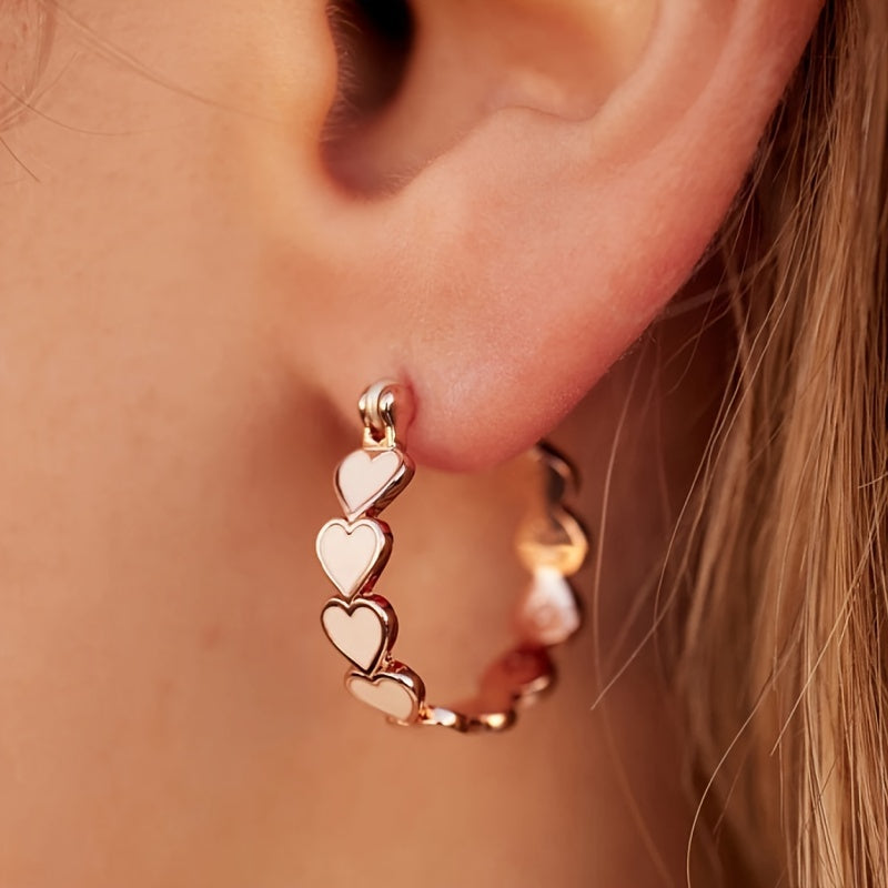 Elegant heart-shaped ring design earrings, copper jewelry, retro and elegant style, suitable for Women's dates