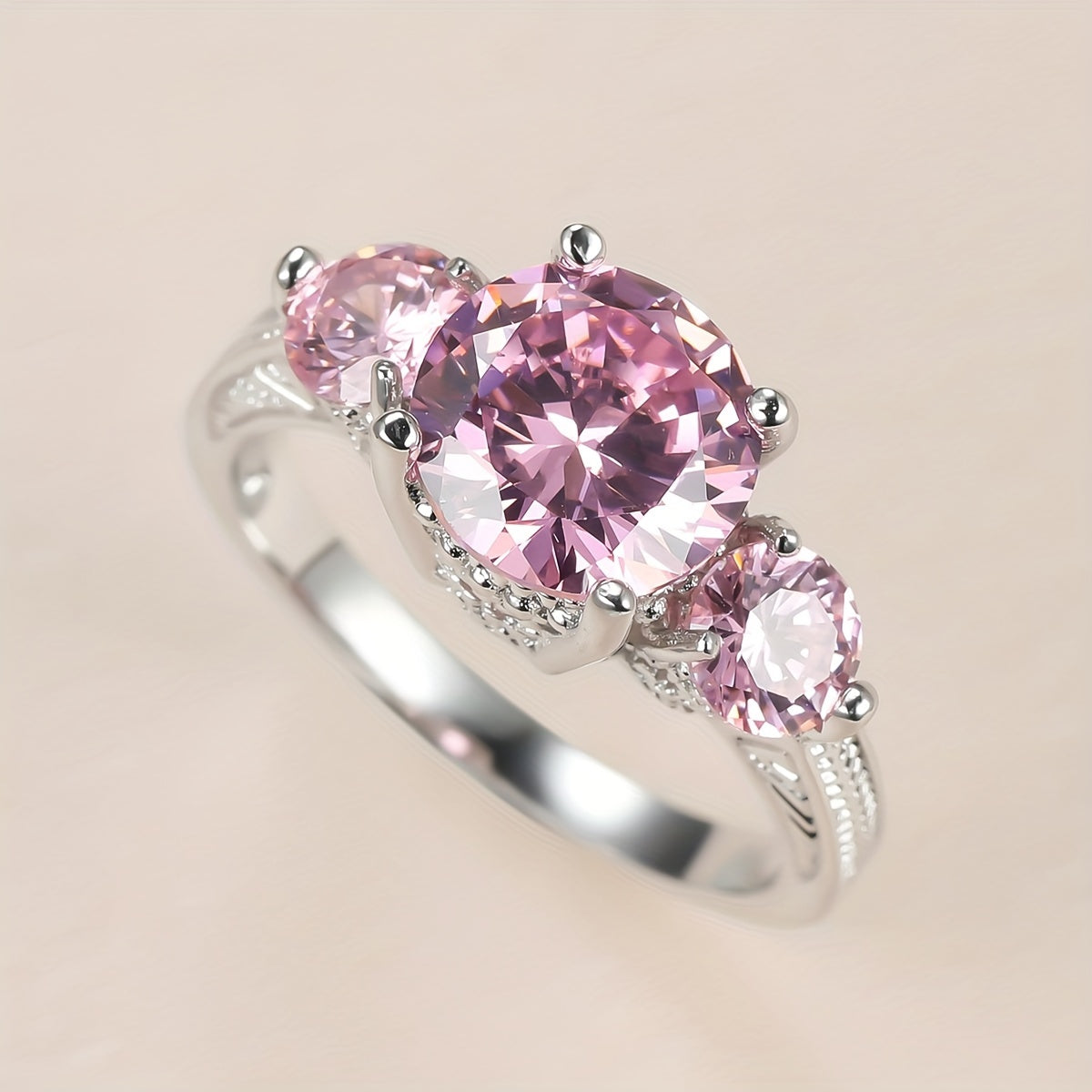 Luxury Women's Pink Stone Ring Glamour Silver Women's Wedding Ring Large Round Zirconia Engagement Ring