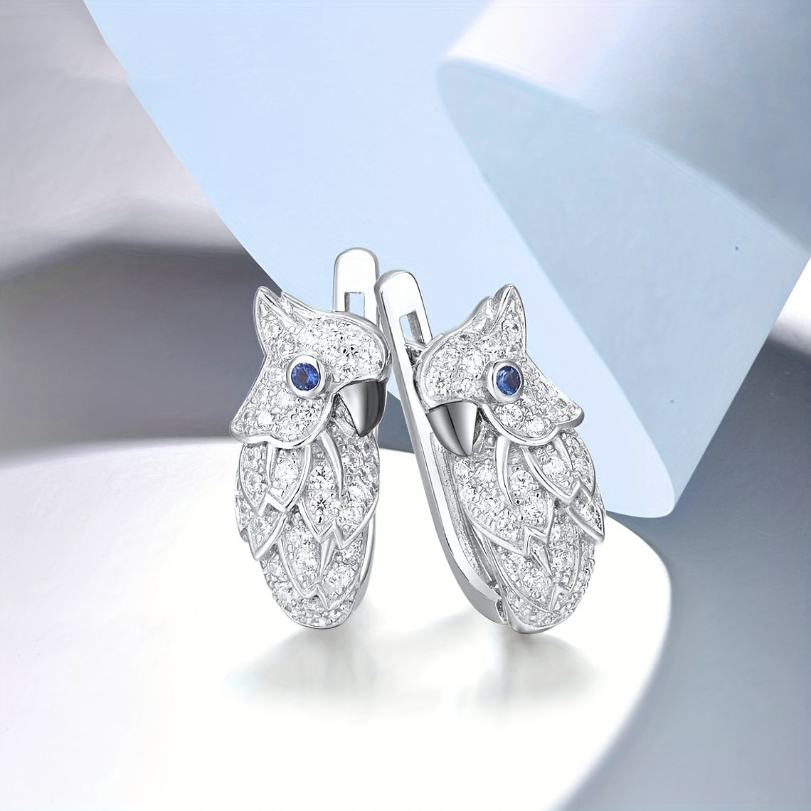 Exquisite silver parrot design, sparkling zircon decorative ring earrings, cute minimalist style, silver plated jewelry, daily leisure