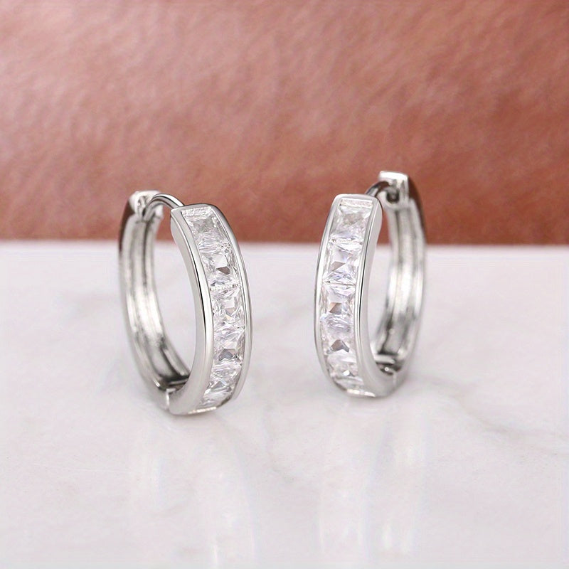 Simple zircon earrings, elegant and simple style, suitable for women's daily dating wear