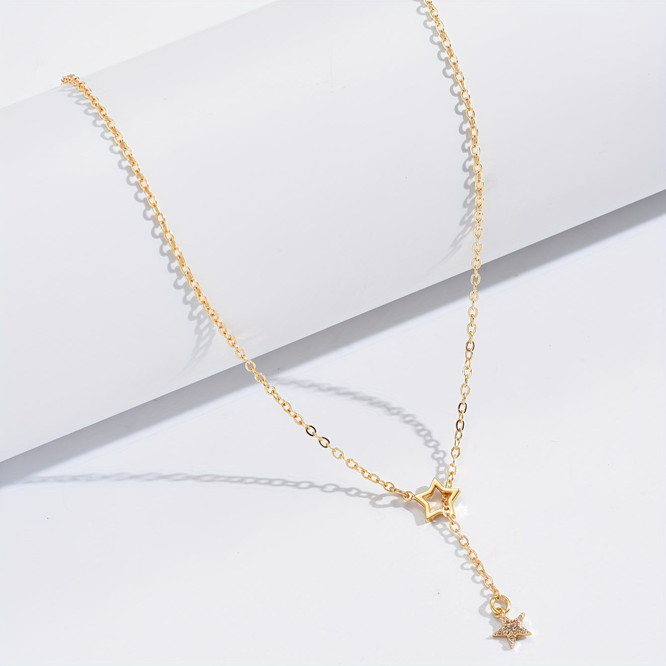 Delicate sparkling star Y-shaped collarbone chain necklace, suitable for female dating party jewelry