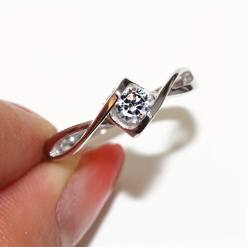 Elegant cross-band heart-shaped Zirconia engagement ring, classic hollow design, minimalist style, sparkling love gift, Valentine's Day for girlfriend, marriage proposal and wedding jewelry