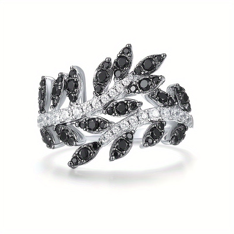 Retro-style black synthetic gemstone ring with floral and leaf patterns - perfect for Casual Attire, parties and gifts