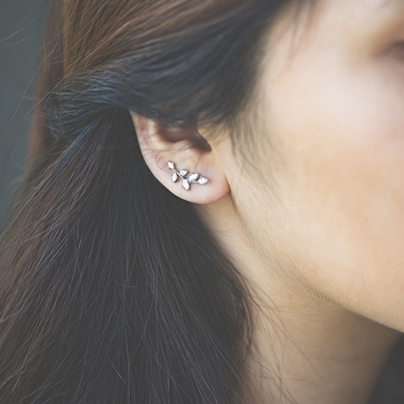 Ladies Delicate Leaf Crystal Ear Climbing Earrings 1 Pair