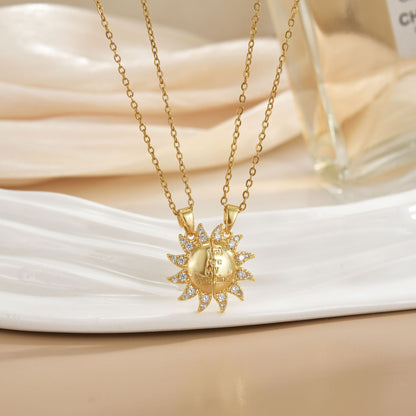 Cross-border Amazon new moon and sun couple necklace fashion versatile collarbone girl necklace jewelry wholesale