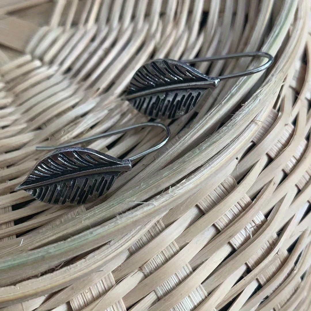 Vintage leaf pendant earrings simple style alloy jewelry fashion ladies gift