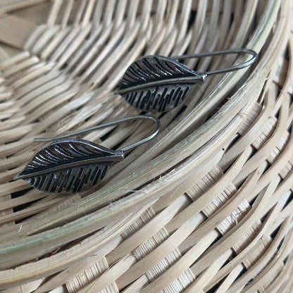 Vintage leaf pendant earrings simple style alloy jewelry fashion ladies gift