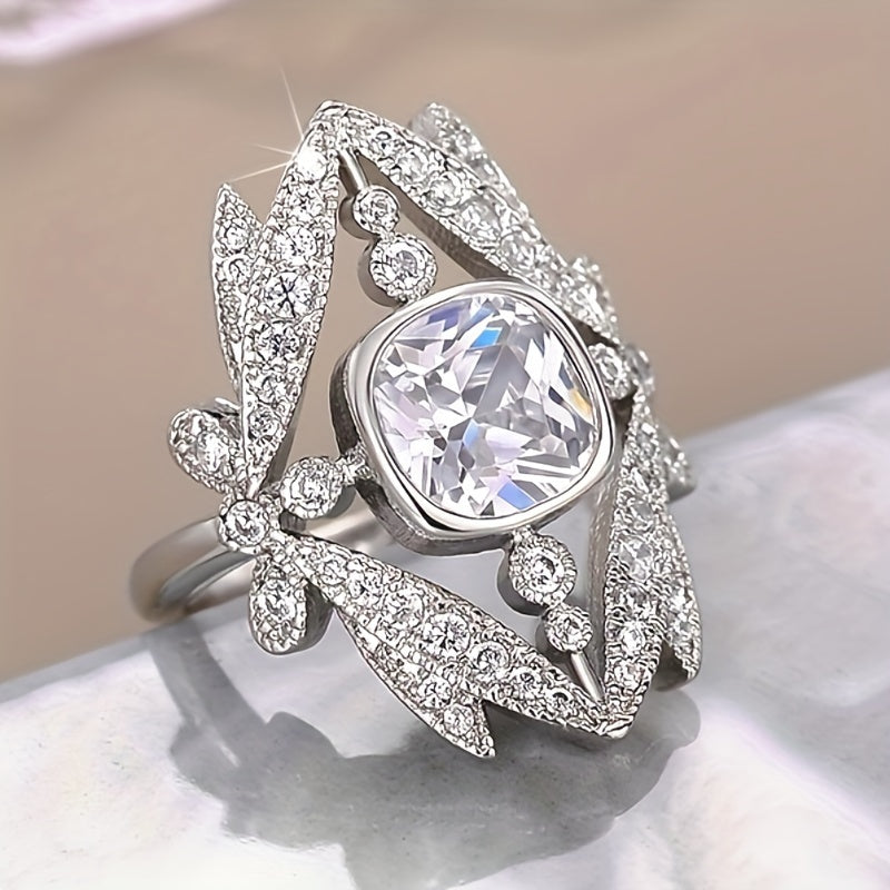 Elegant Dragonfly Ring in Sparkling Zircon - Silver Plated, Perfect for Anniversaries and Birthdays, Vintage Fashion Jewelry