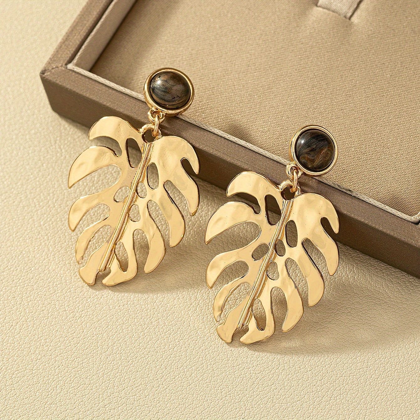 Vintage Bohemian Simple Leaf Stud Earrings Women's Earrings