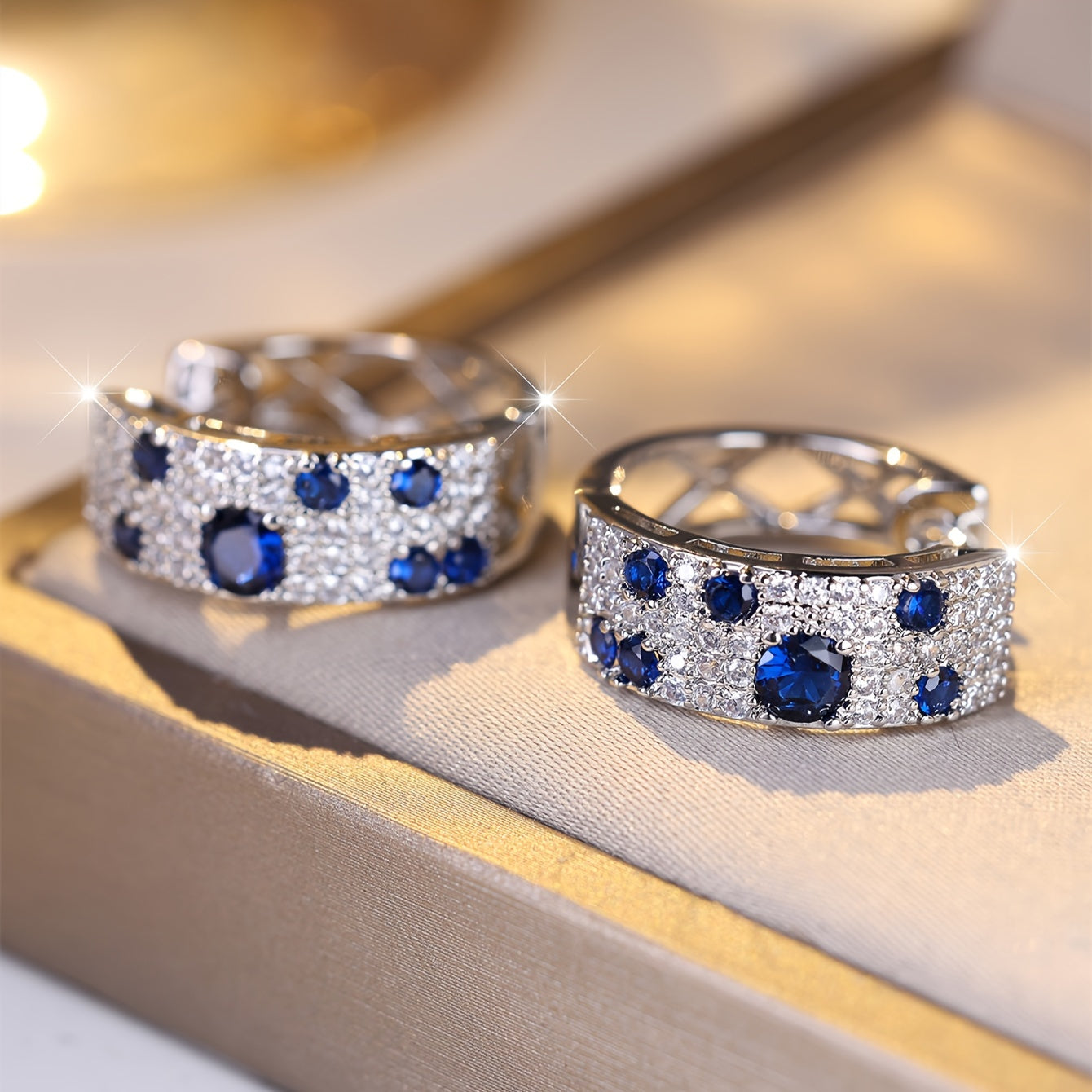 Sparkling Circle Earrings, Copper Jewelry, Blue and White Zircon Decoration, Fashion Luxury Style, Ladies Party Earrings