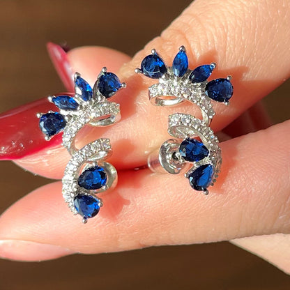 Flower stud earrings with Zirconia climbing vine earrings, 925 silver-plated, party and holiday decoration, lady's gift, a pair.