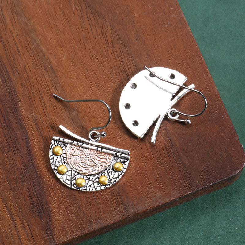 Classical semi-circular fan-shaped metal engraved pattern pendant earrings personalized design 1 pair