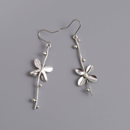 Silver Flower Branch Design with Freshwater Pearl Decoration Pendant Earrings Bohemian Elegant Style Alloy Silver Plated Jewelry Women's Gift