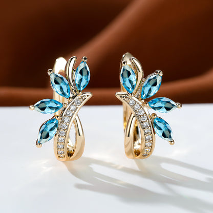 A Pair of Marcais Cut Emerald Leaf Stud Earrings Jewelry Fashion Women's Flowers Plunge Earrings Wedding Earrings Pretend to Play Gifts