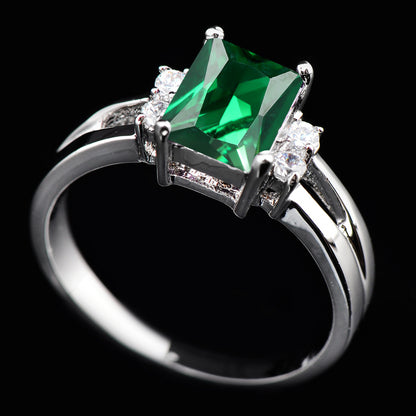 1Pc Rectangle Cut Green Gemstone CZ Ring Fashion Silver Love Engagement Ring Vintage Wedding Ring