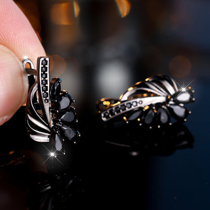 Retro black droplet-shaped black stone pendant earrings, exquisite accessories for ethnic wedding parties, suitable for role-playing