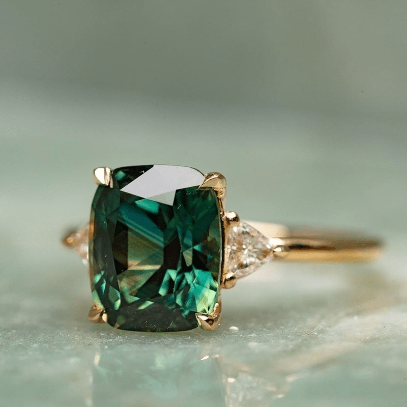 Retro Luxury 14K Gold Plated Alloy, Engagement Ring, Square Cut Emerald Zircon for Women - Perfect for Everyday Wear, Gift Giving and Christmas Holidays
