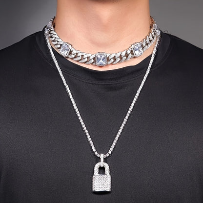 Shining exquisite copper zircon lock decorative pendant necklace, sparkling cute jewelry, suitable for friends' birthday gifts, daily life