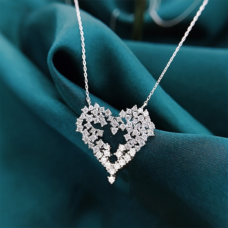 Fashion Heart Pendant Necklace with Faux Crystal Pendant, 925 Silver Plated Delicate Women's Clavicle Necklace, Valentine's Day Gifts, Proposal, Wedding Jewelry