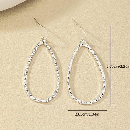 Simple water drop earrings