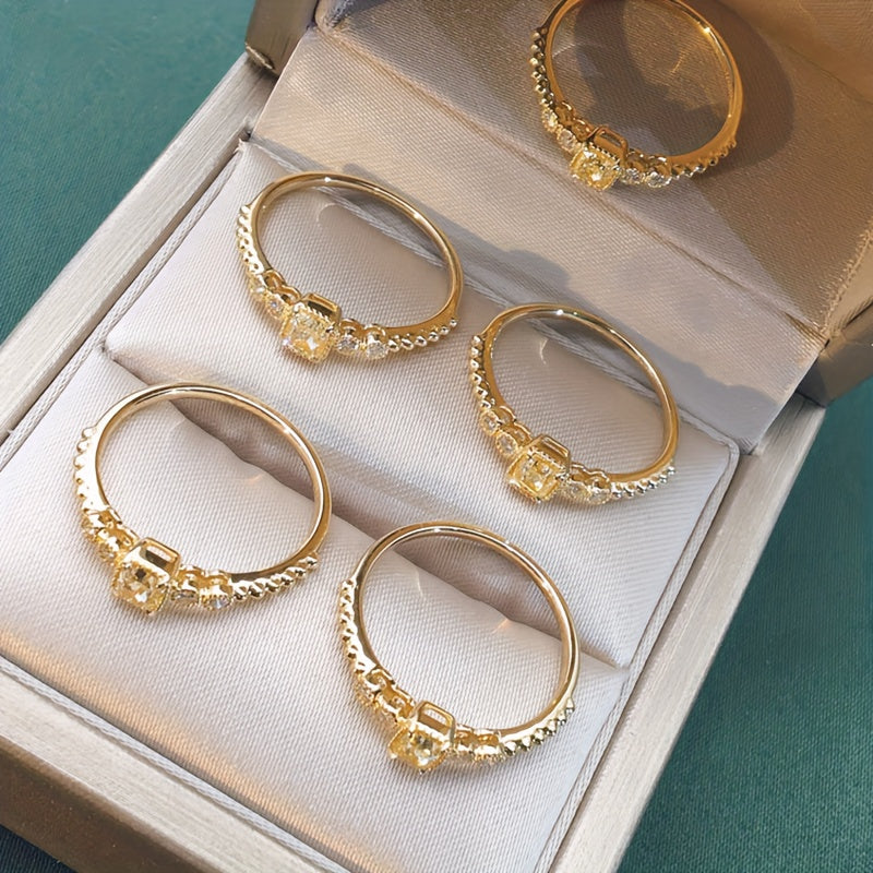 Ladies engagement wedding banquet jewelry, beautifully set yellow faux gemstone ring, four-claw design