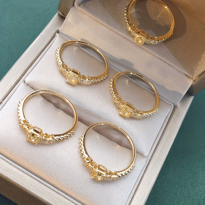 Ladies engagement wedding banquet jewelry, beautifully set yellow faux gemstone ring, four-claw design