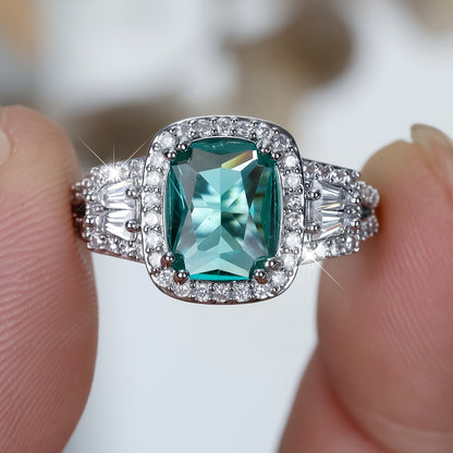 Elegant Vintage Green Square Zirconia Ring - Perfect for Gifts and Special Occasions