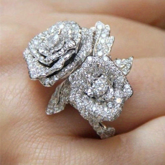 Elegant wreath ring, silver plated with sparkling Zirconia, exaggerated decoration, suitable for parties, perfect anniversary birthday gift for your lover, make her the most dazzling