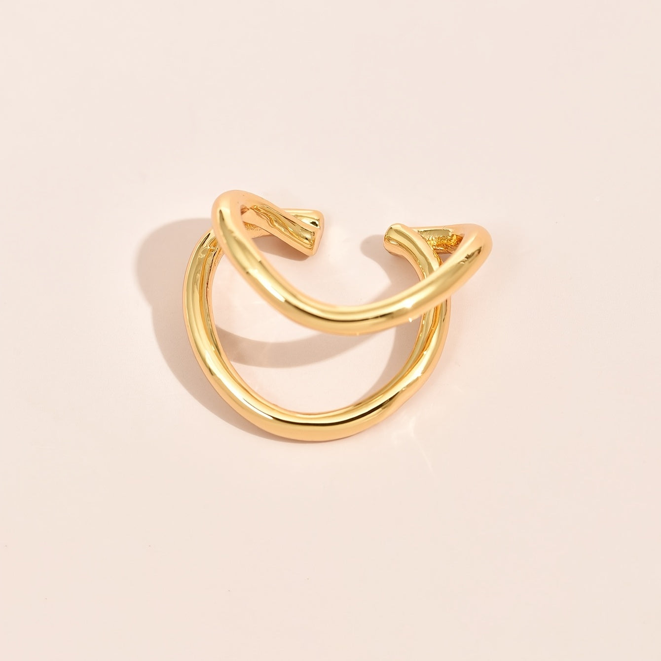 1 piece of chic double C bone cartilage earrings - no piercing, U-shaped design, women's fashion alloy round wrap earrings, suitable for daily and party occasions, non-piercing earrings | simple and elegant | exquisite craftsmanship, clip earrings