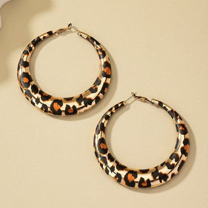 Leopard print pattern thick ring earrings, retro bohemian style alloy jewelry, suitable for daily casual wear