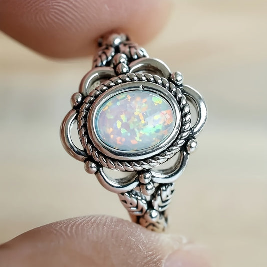 Vintage bohemian style, silver hollow texture design, inlaid with shiny opal ladies ring, stylish and exquisite accessories, suitable for daily wear and vacation, creative gifts