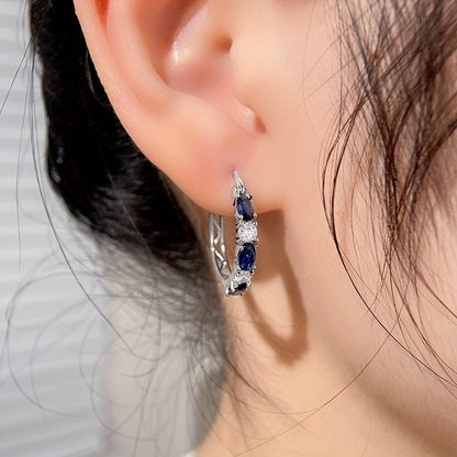 Women's daily wear gift accessories, simple and elegant blue and white gemstone spaced ring studs