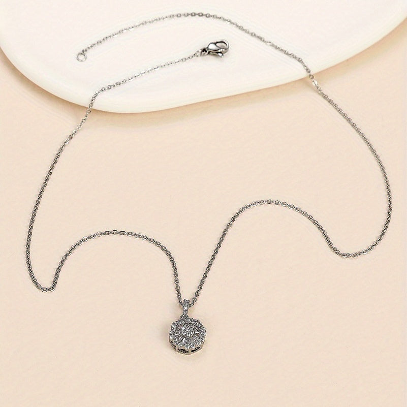 Shiny Round Zircon 925 Silver Plated Pendant Necklace, Women's Daily Party and Banquet Accessories