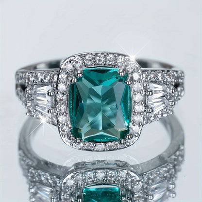Elegant Vintage Green Square Zirconia Ring - Perfect for Gifts and Special Occasions