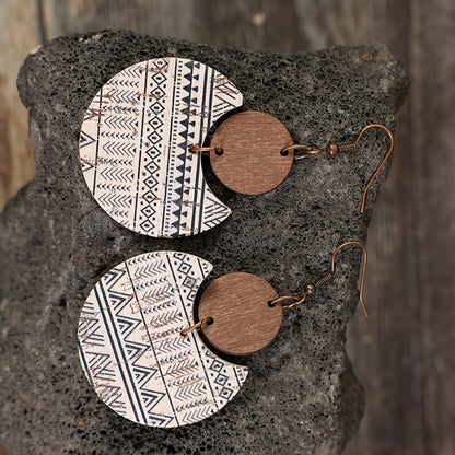 Trendy women's gifts, showing a thick crescent-shaped symmetrical geometric pattern pendant earrings, retro bohemian resin jewelry