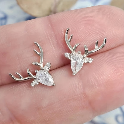 Stylish and cute antler Christmas earrings for parties, gifts, Casual Attire and elegant casual wear