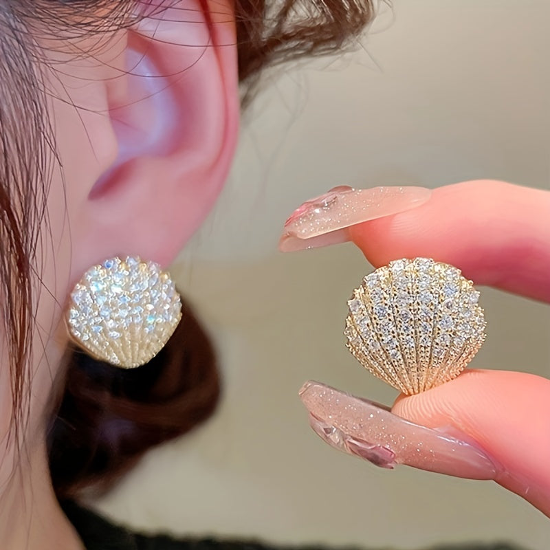 Luxury rhinestone set with sparkling shell stud earrings, lovely and luxurious Women's fashion accessories, perfect for parties and daily wear