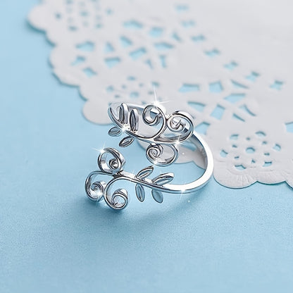 Silver-plated simple style wrapping ring, hollow leaf design, suitable for men and women to match daily clothing party accessories