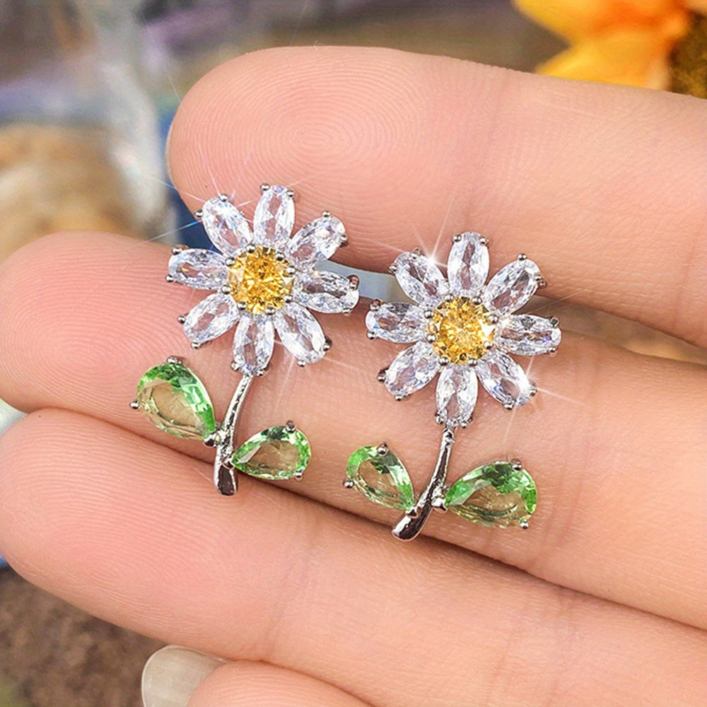 Creative design flower-shaped yellow faux gemstone 925 silver-plated Zirconia stud earrings, ladies birthday party gift jewelry