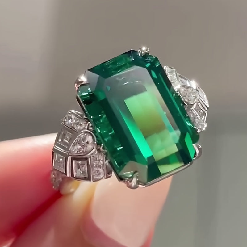 Elegant ring set with emeralds, rectangular, symbol of beauty and elegance, perfect anniversary/birthday gift for your loved one