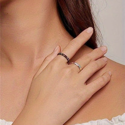 Adorable band ring engraved dog paw on the surface silver or black allows your phone to match everyday clothing suitable for both men and women