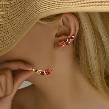 A pair of fashionable and retro heart-shaped decorative earrings, versatile and easy to match, are very suitable with any clothing