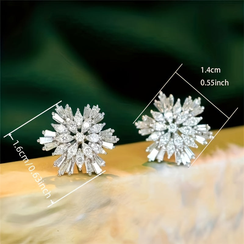 Exquisite sparkling synthetic zircon snowflake earrings, cute flower earrings, perfect for party gifts and Valentine's Day gifts.