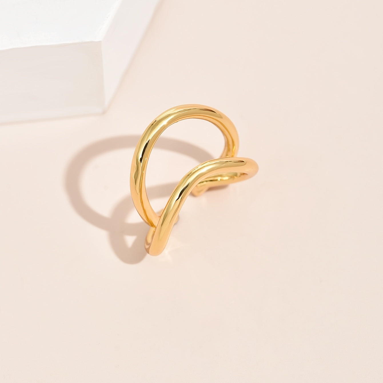 1 piece of chic double C bone cartilage earrings - no piercing, U-shaped design, women's fashion alloy round wrap earrings, suitable for daily and party occasions, non-piercing earrings | simple and elegant | exquisite craftsmanship, clip earrings