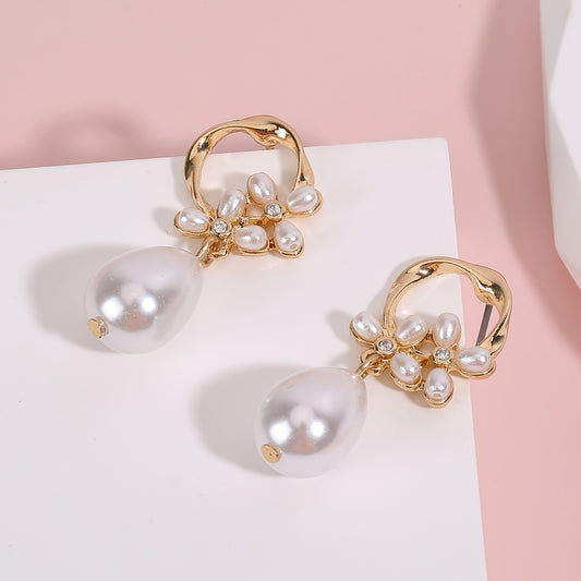 Vintage floral freshwater pearl earrings, 14K gold plating, crystal inlaid, stainless steel ear needles, suitable for daily and holiday wear, accessories for all seasons