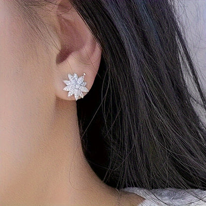 Exquisite micro-paved synthetic Zirconia flower earrings for girls, elegant earrings for weddings, engagements, Christmas parties and Casual Attire